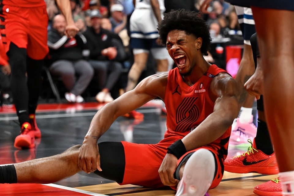 com, 与前个赛季, 签选中的后