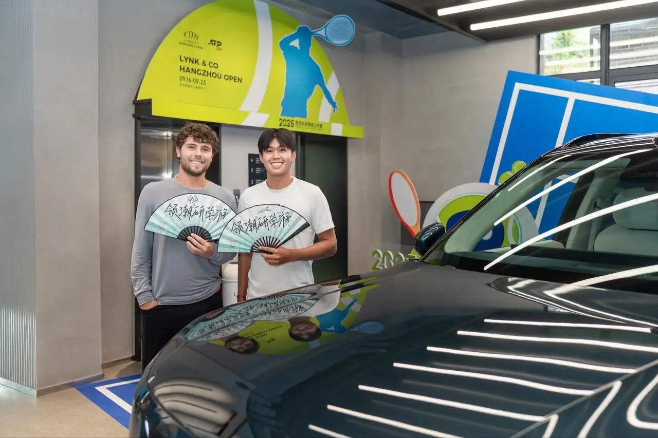 维奇出席本, 球公开赛将, 日在杭州奥